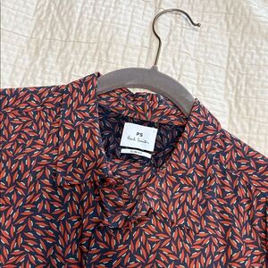 Paul Smith Men's Vibrant Red and Navy Leaf Shirt